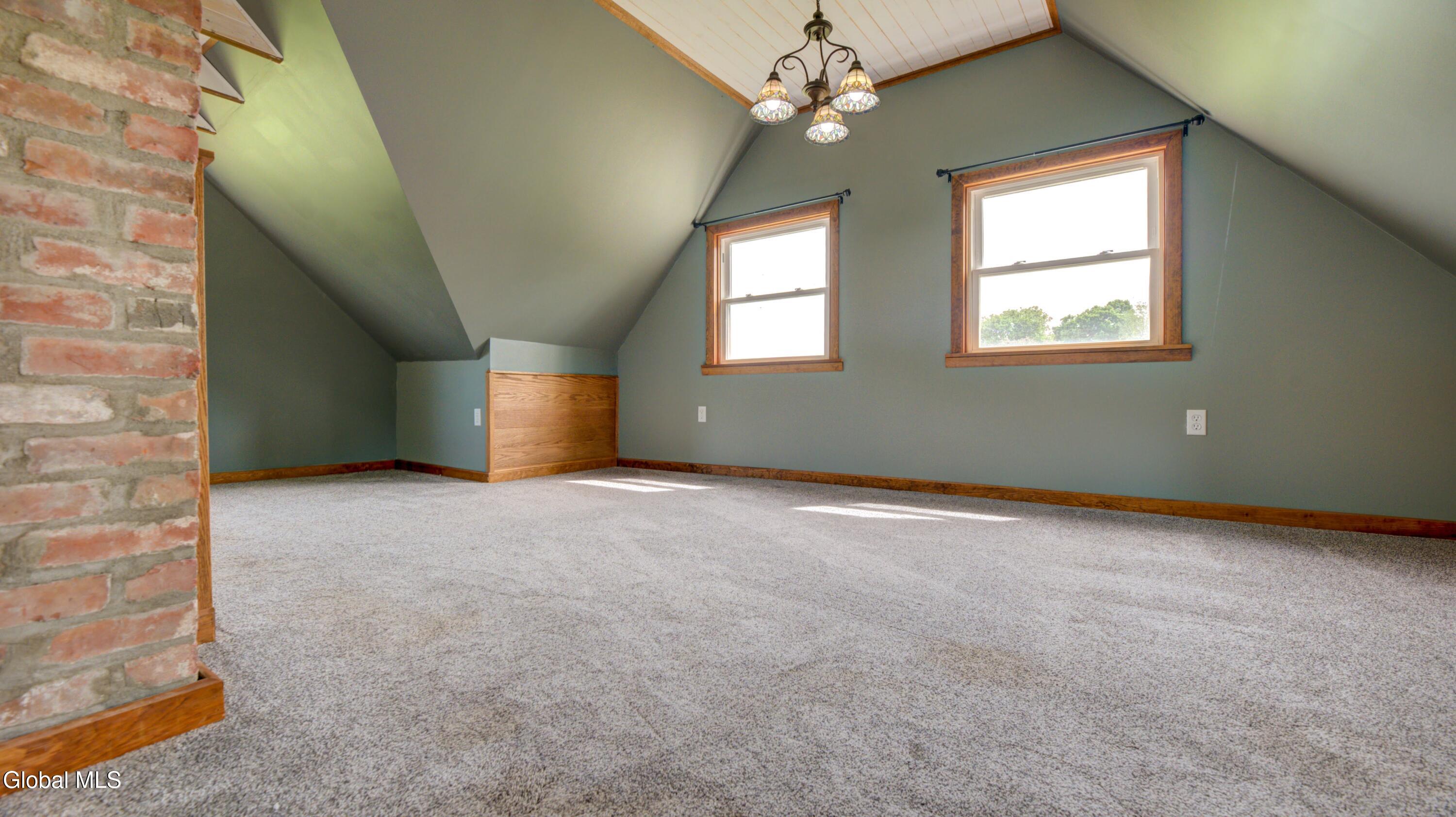 422 Vandenburgh Point Road Gloversville NY 12078