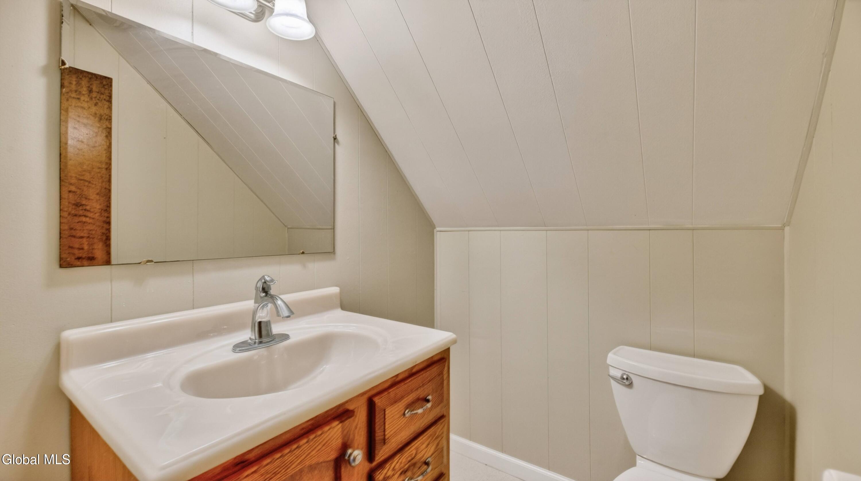 422 Vandenburgh Point Road Gloversville NY 12078