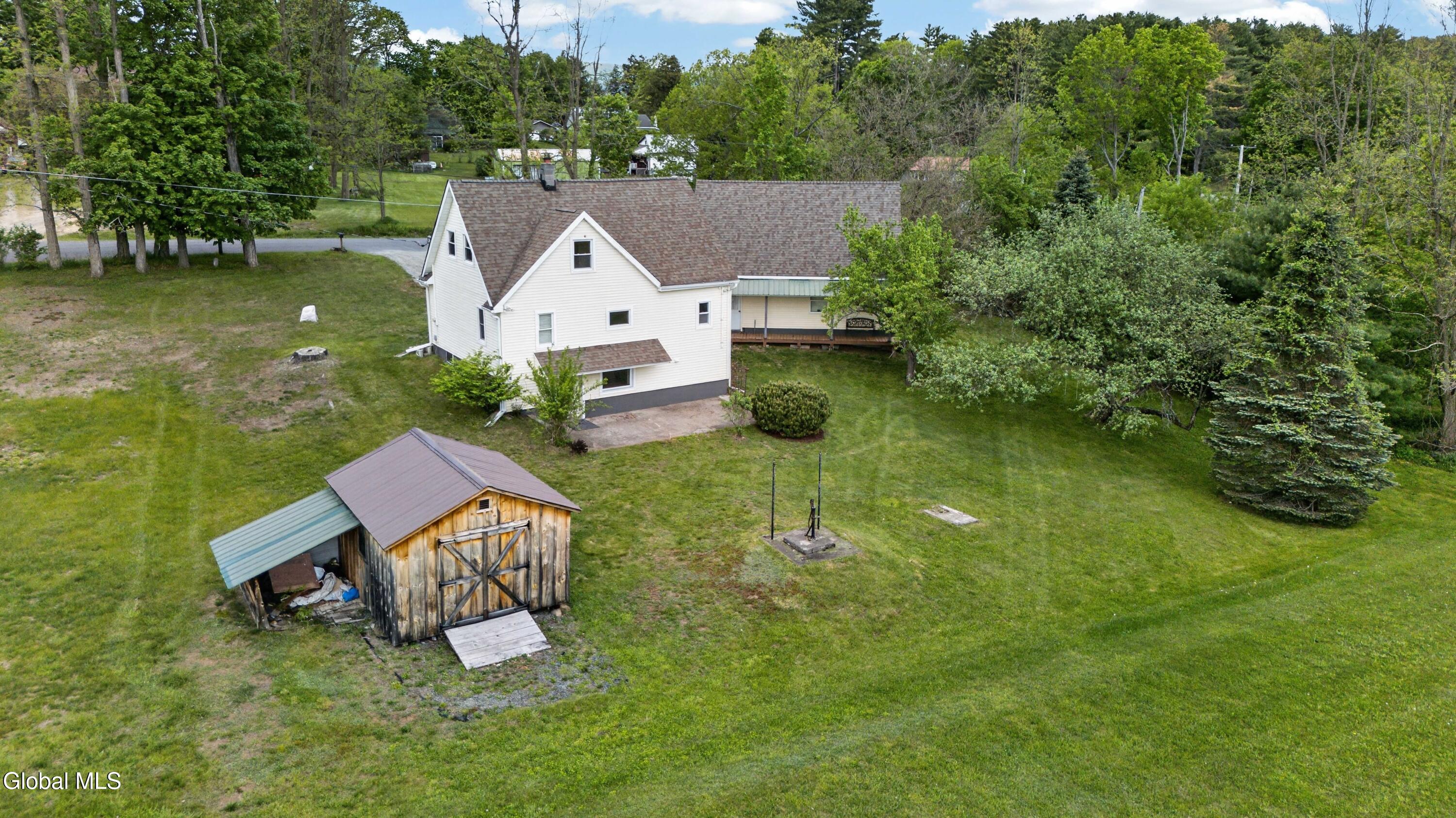 422 Vandenburgh Point Road Gloversville NY 12078