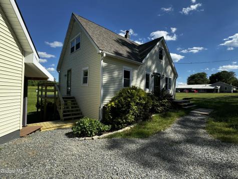 422 Vandenburgh Point Road Gloversville NY 12078