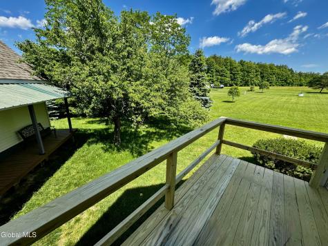 422 Vandenburgh Point Road Gloversville NY 12078