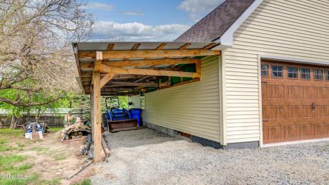 422 Vandenburgh Point Road Gloversville NY 12078