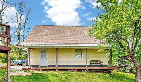 422 Vandenburgh Point Road Gloversville NY 12078