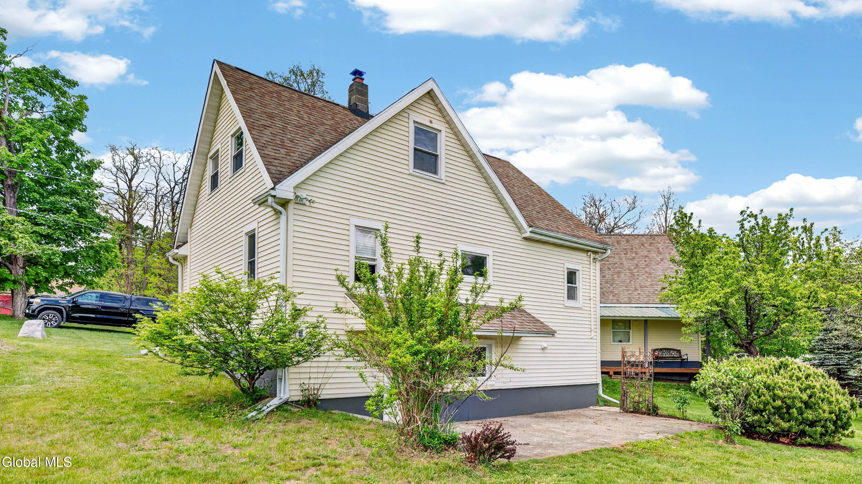 422 Vandenburgh Point Road Gloversville NY 12078