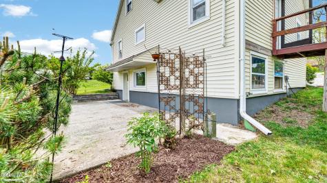 422 Vandenburgh Point Road Gloversville NY 12078