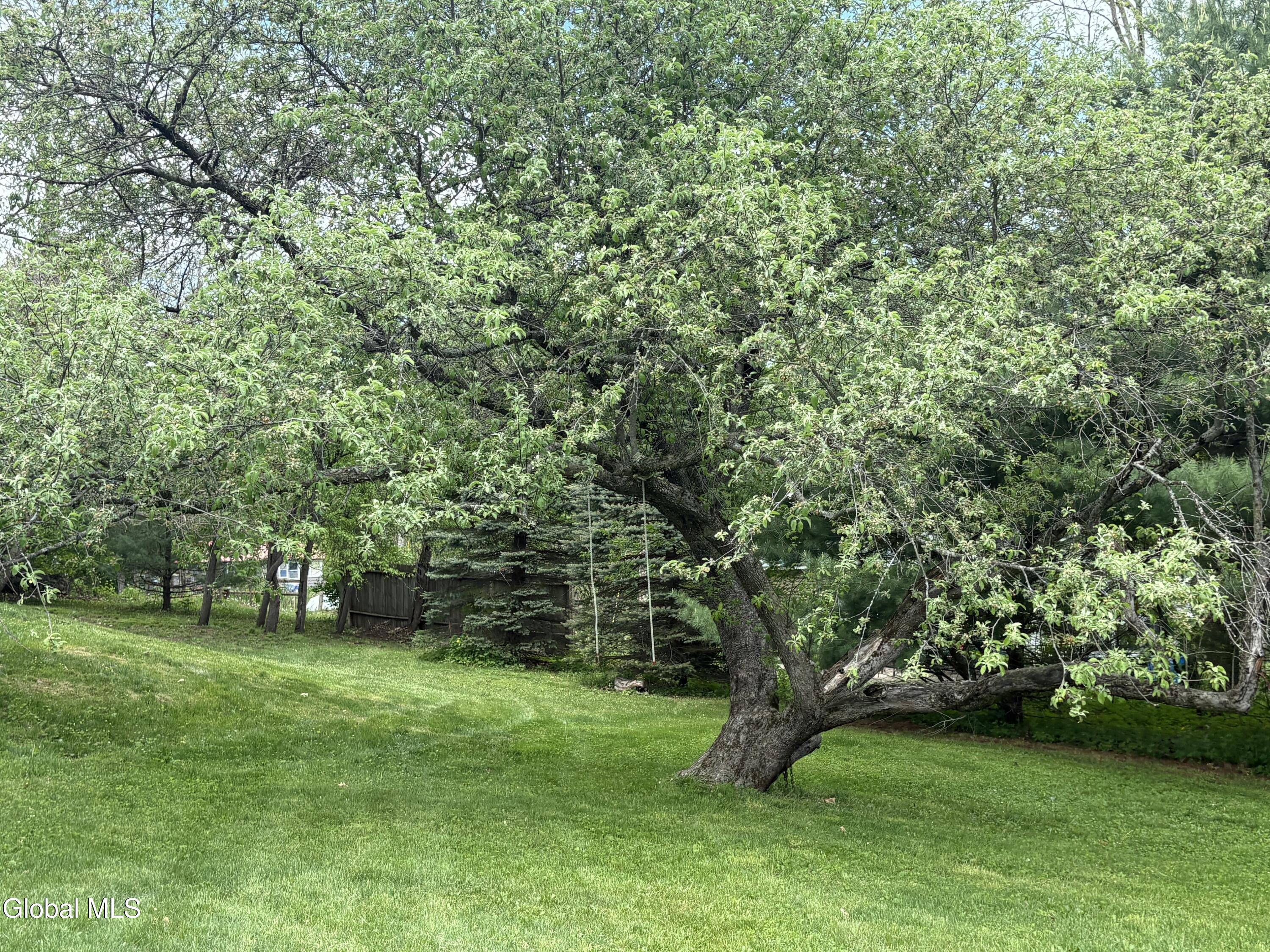 422 Vandenburgh Point Road Gloversville NY 12078