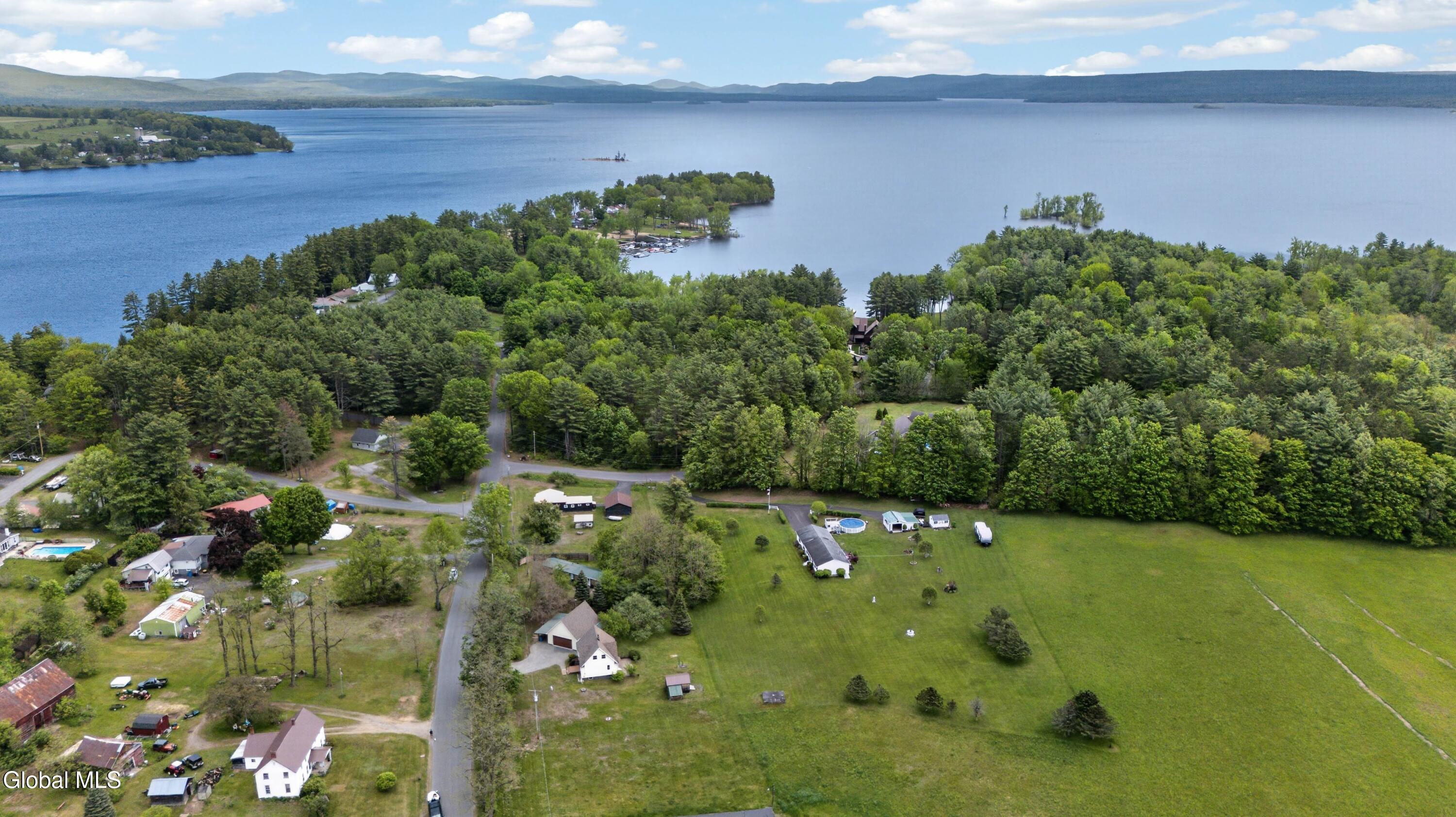 422 Vandenburgh Point Road Gloversville NY 12078