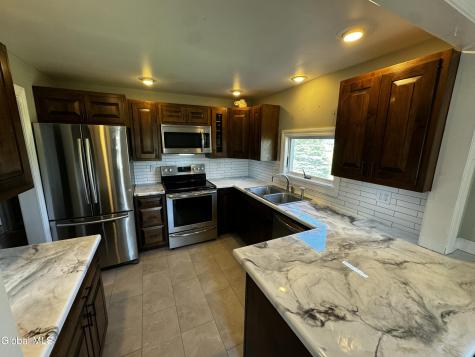 422 Vandenburgh Point Road Gloversville NY 12078