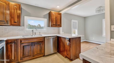 422 Vandenburgh Point Road Gloversville NY 12078