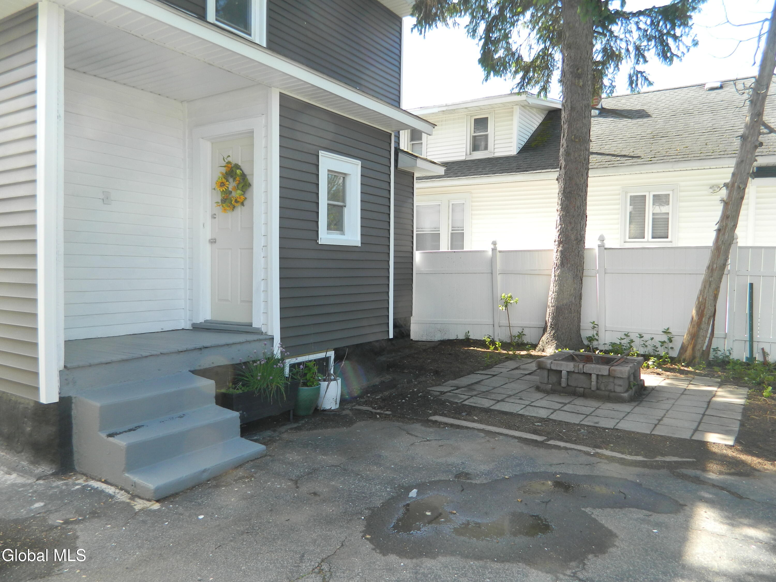 1355 Dewitt Street Schenectady NY 12303