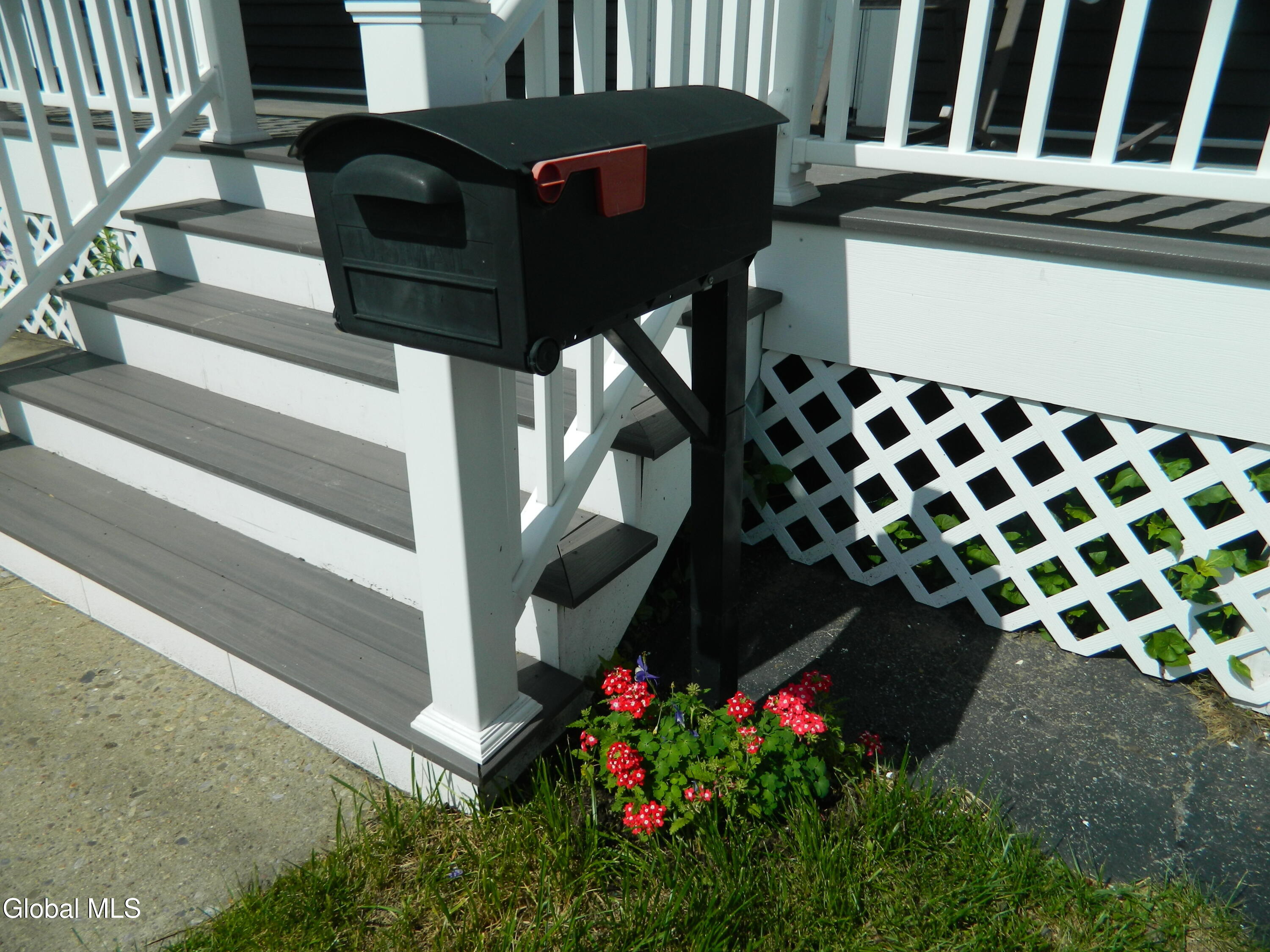 1355 Dewitt Street Schenectady NY 12303