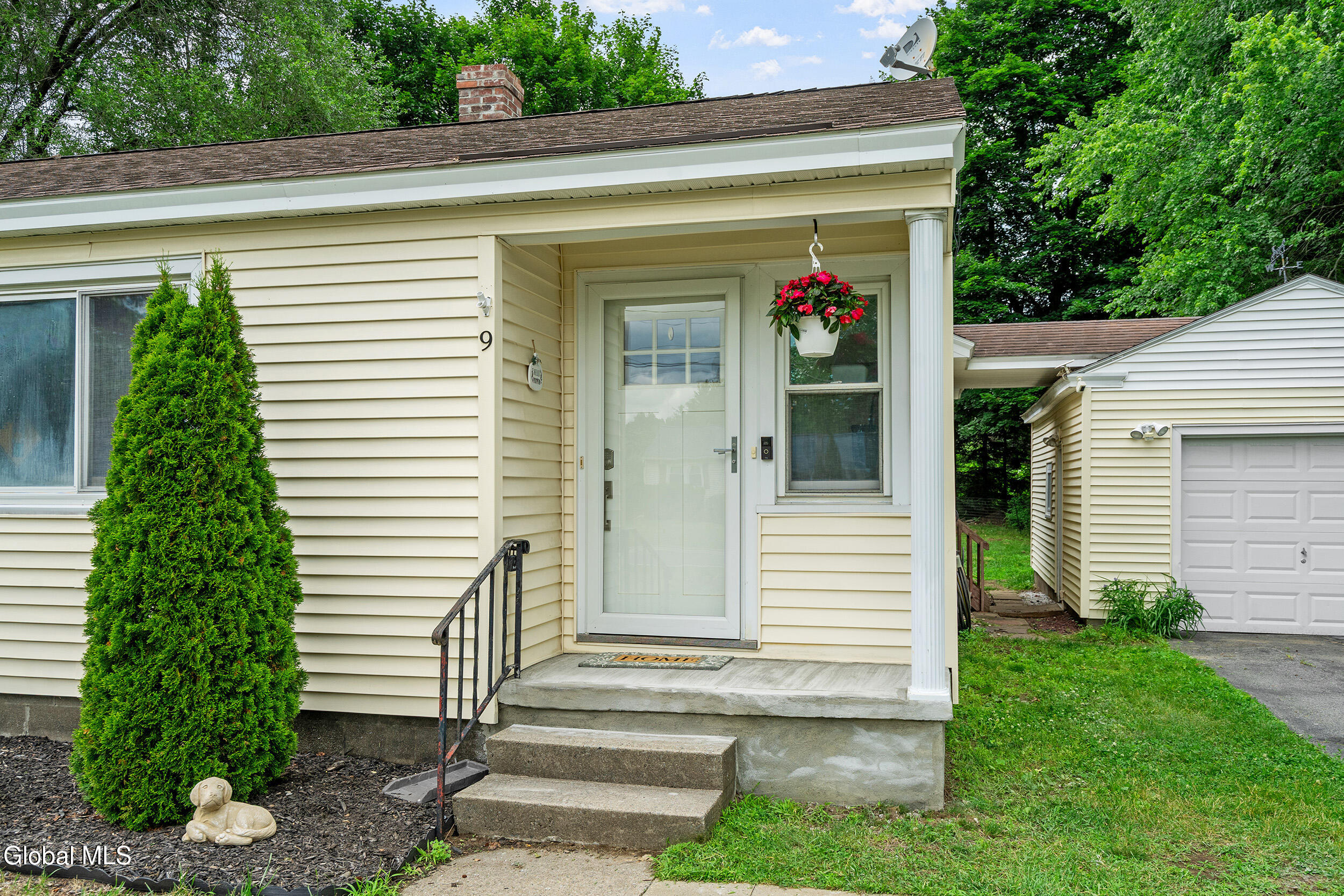 9 Bluebird Road South Glens Falls NY 12803