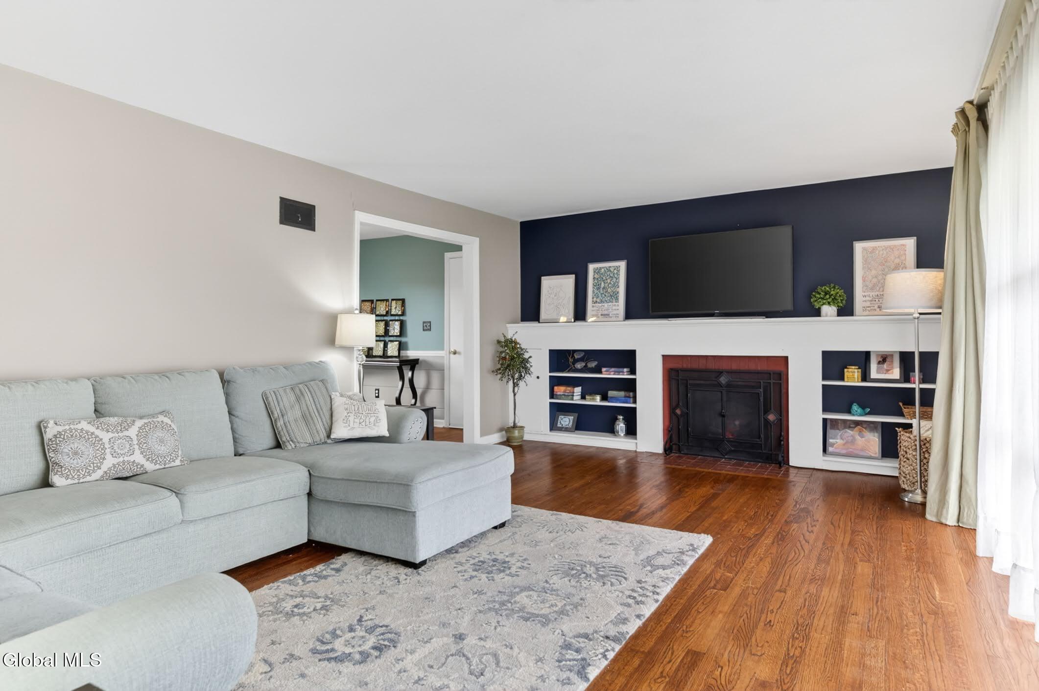 711 Riverside Avenue Glenville NY 12302