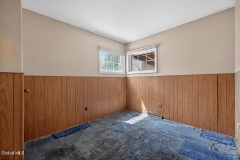 48 Munro Court Troy NY 12180
