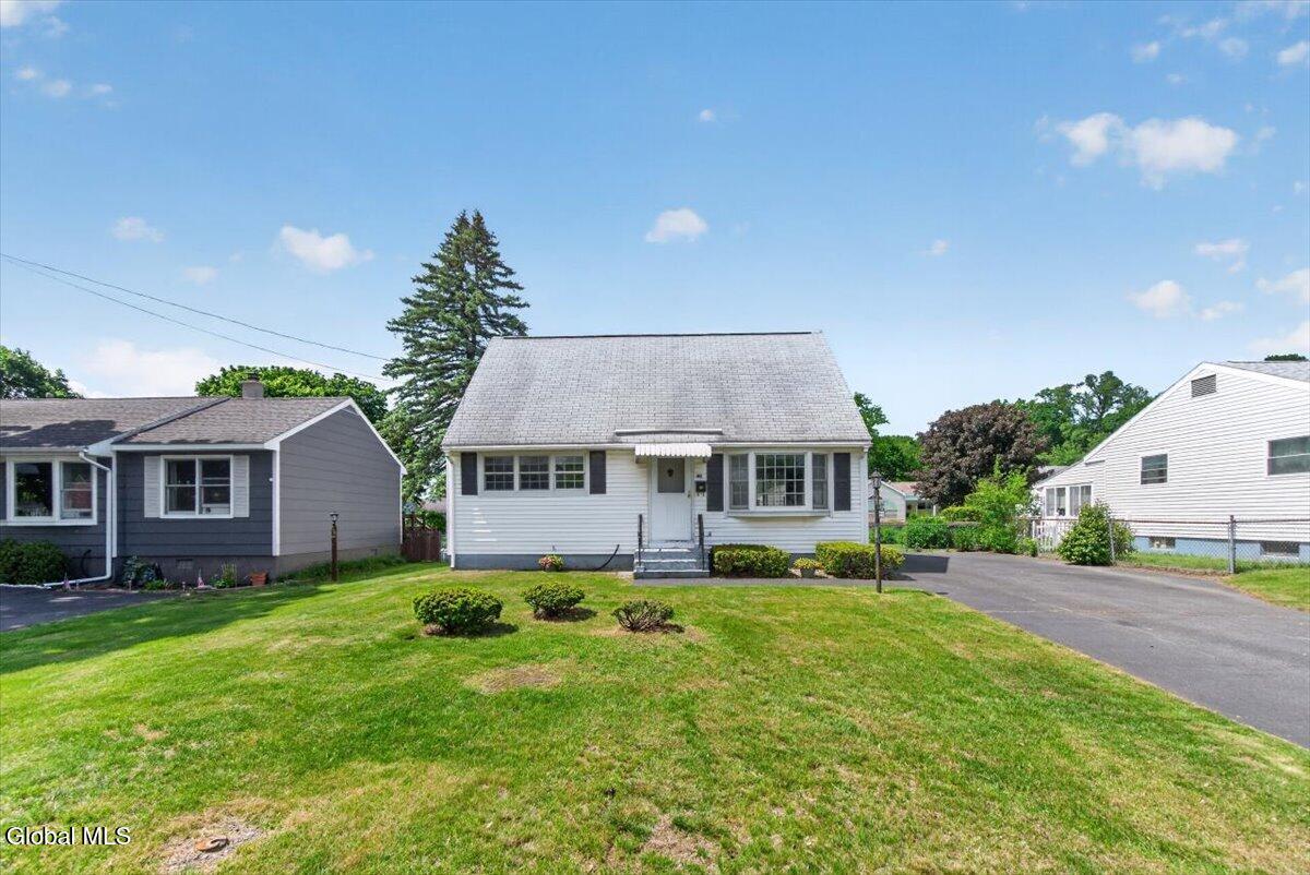 48 Munro Court Troy NY 12180
