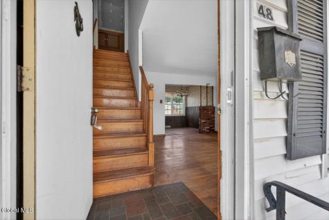 48 Munro Court Troy NY 12180