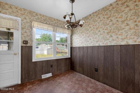 48 Munro Court Troy NY 12180