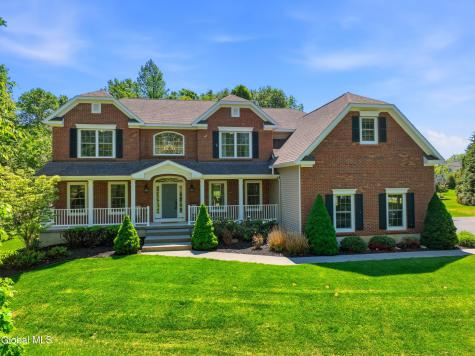 30 Walden Circle Saratoga Springs NY 12866