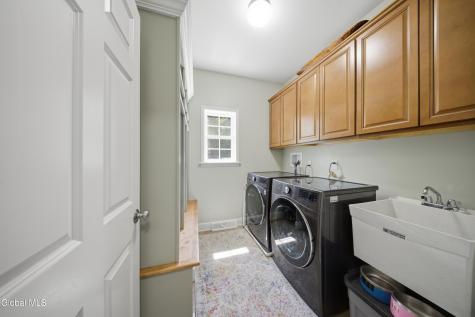 30 Walden Circle Saratoga Springs NY 12866
