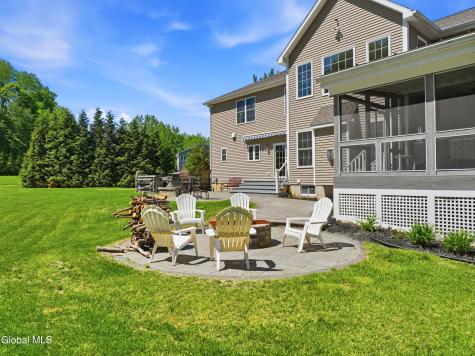 30 Walden Circle Saratoga Springs NY 12866