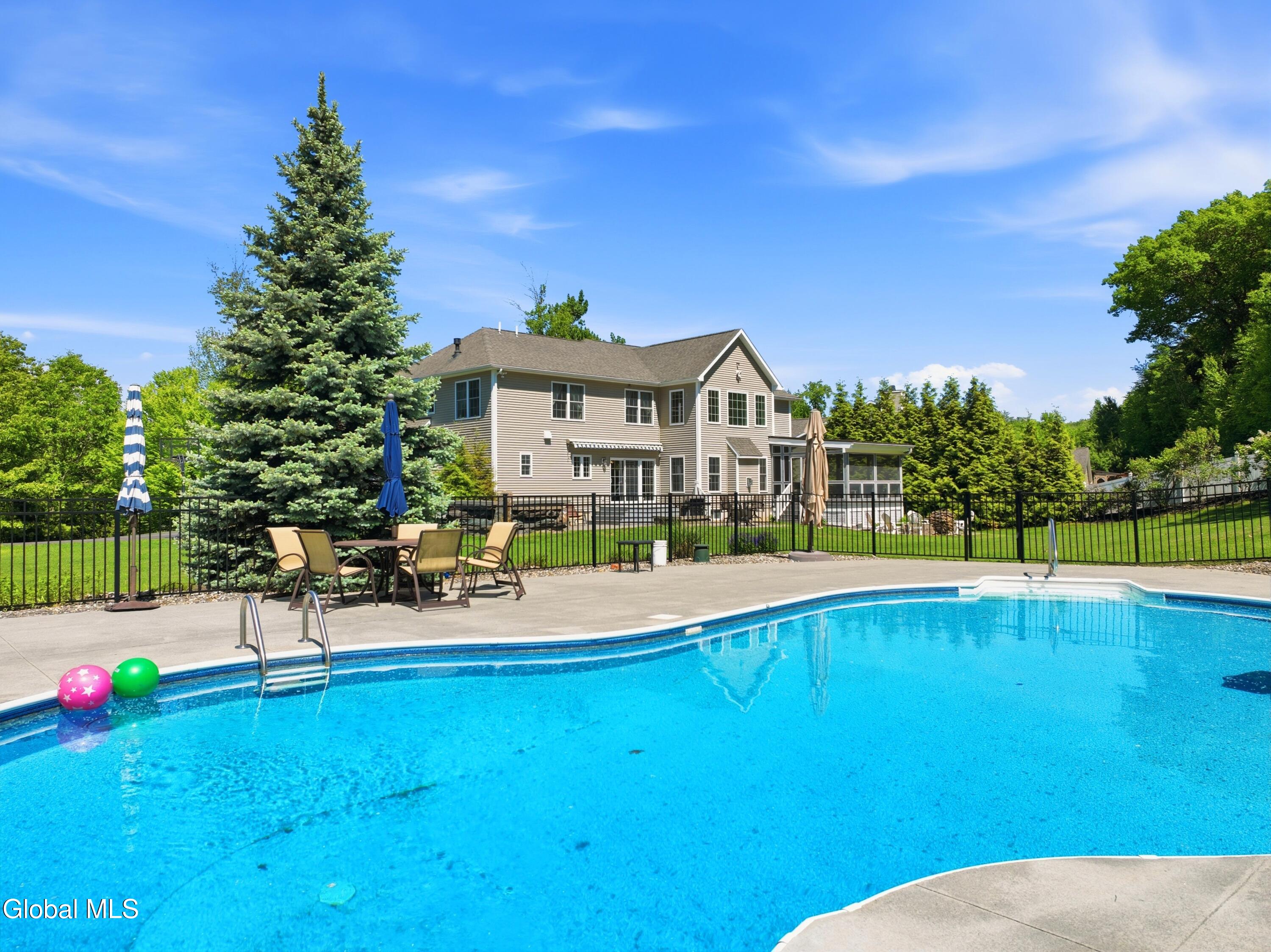 30 Walden Circle Saratoga Springs NY 12866