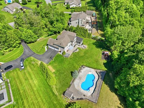 30 Walden Circle Saratoga Springs NY 12866