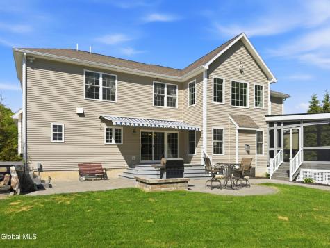 30 Walden Circle Saratoga Springs NY 12866