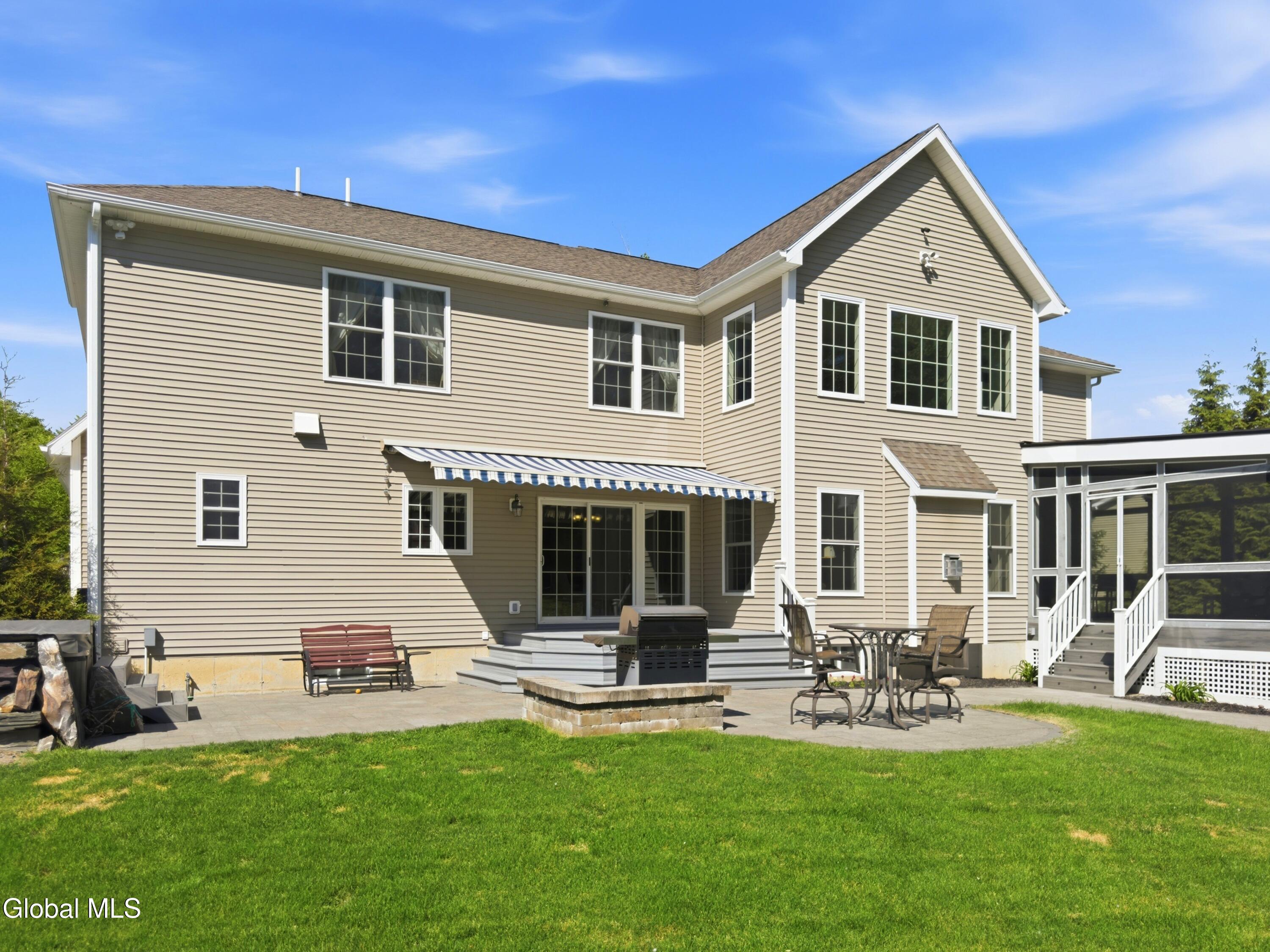 30 Walden Circle Saratoga Springs NY 12866