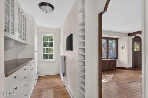 1424 Wendell Avenue Schenectady NY 12308