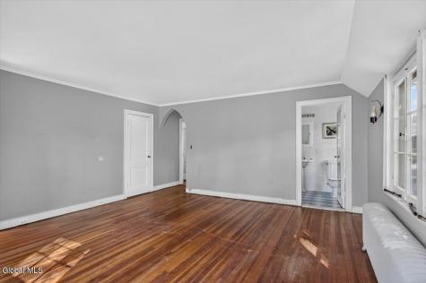 1424 Wendell Avenue Schenectady NY 12308