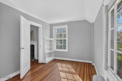 1424 Wendell Avenue Schenectady NY 12308