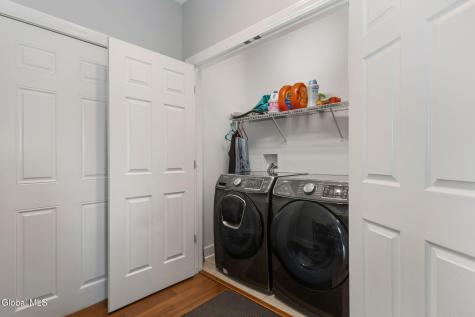1871 Elizabeth Street Rotterdam NY 12303