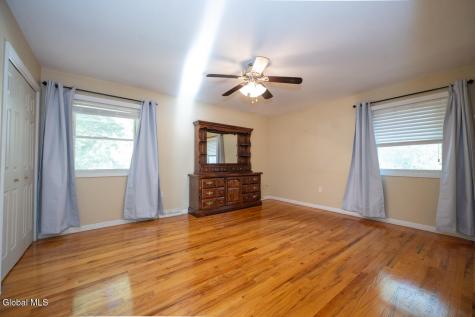 3045 Williamsburg Drive Schenectady NY 12303