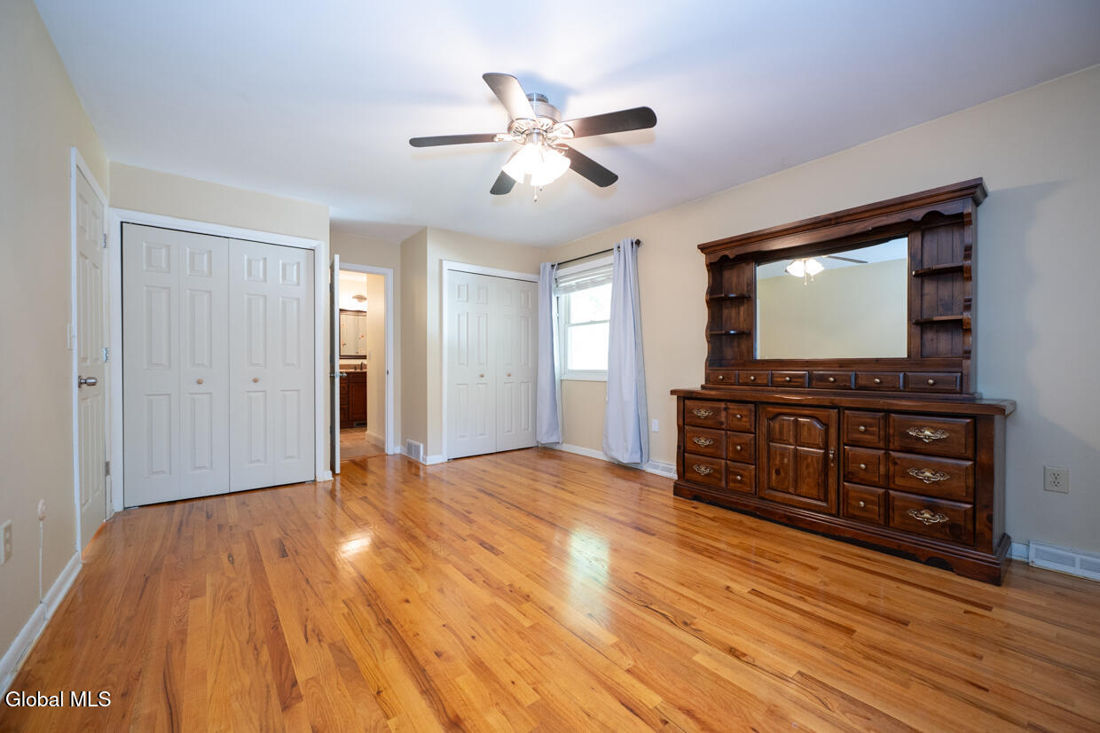 3045 Williamsburg Drive Schenectady NY 12303
