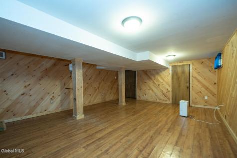 3045 Williamsburg Drive Schenectady NY 12303