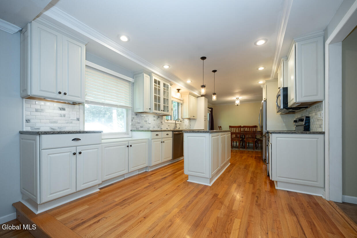 3045 Williamsburg Drive Schenectady NY 12303