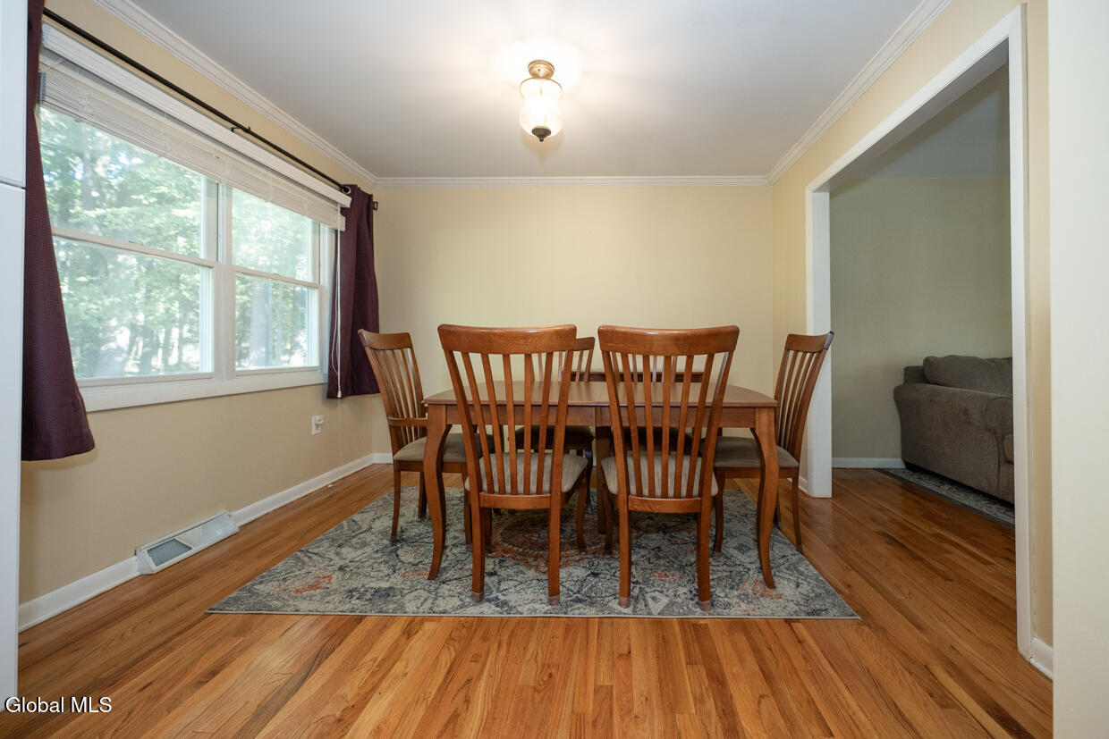 3045 Williamsburg Drive Schenectady NY 12303