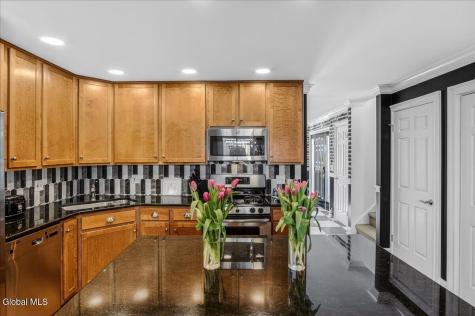 30 Loudonwood East Loudonville NY 12211