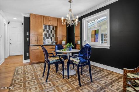 30 Loudonwood East Loudonville NY 12211