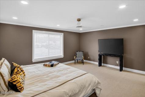 30 Loudonwood East Loudonville NY 12211