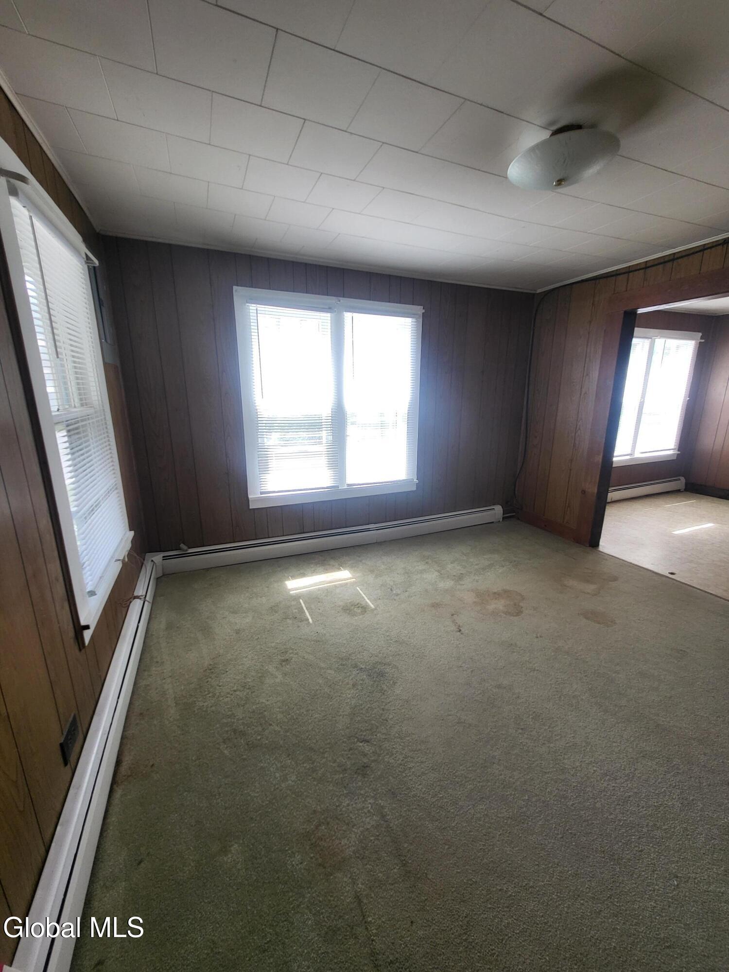 29 Hadley Road Stony Creek NY 12878