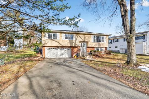54 Normanside Drive Albany NY 12208