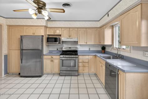 54 Normanside Drive Albany NY 12208