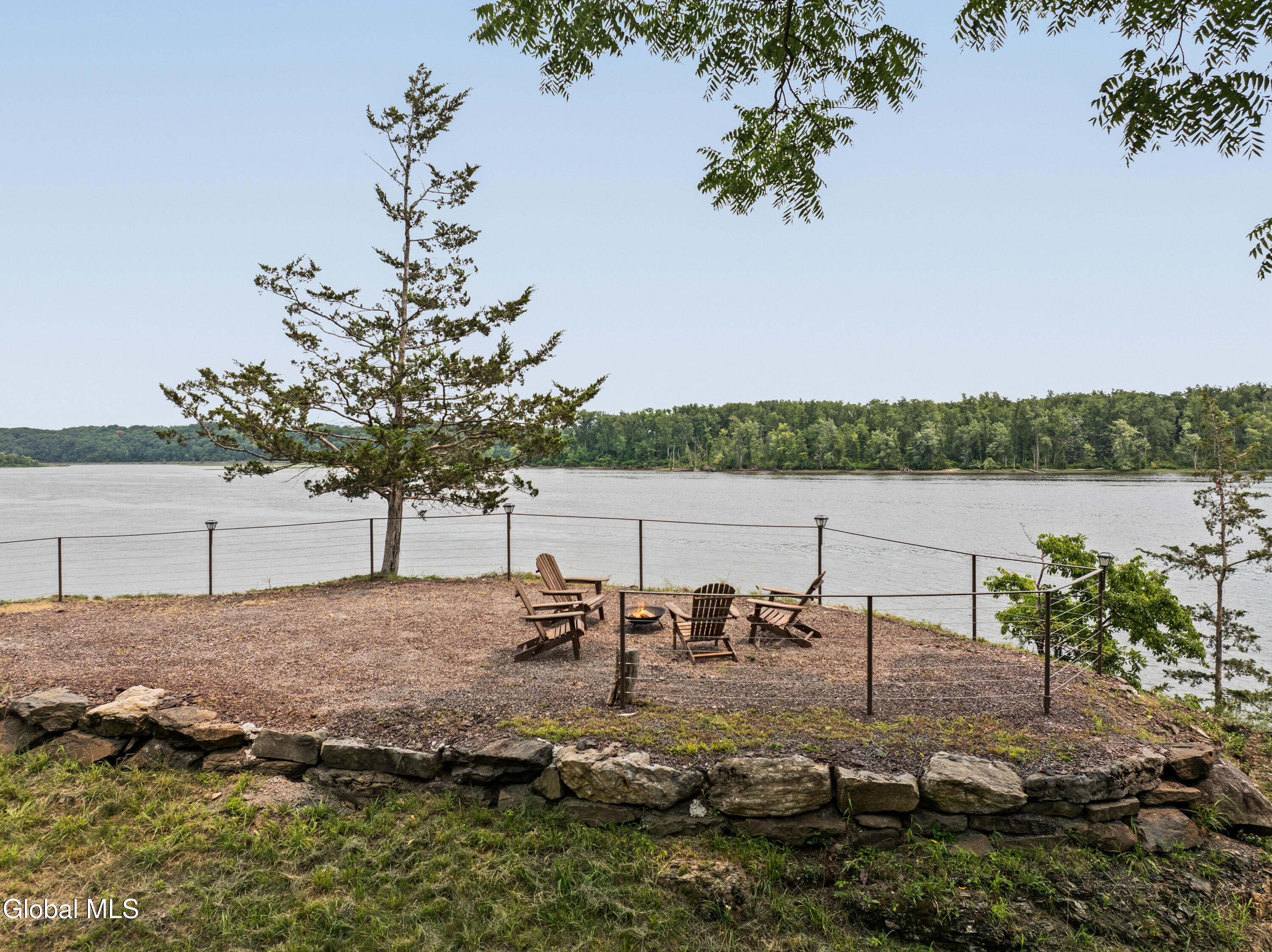 567 4 Mile Point Road Coxsackie NY 12015