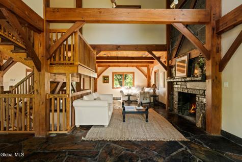567 4 Mile Point Road Coxsackie NY 12015