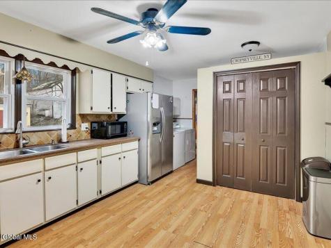3689 Ny Highway 2 Cropseyville NY 12052
