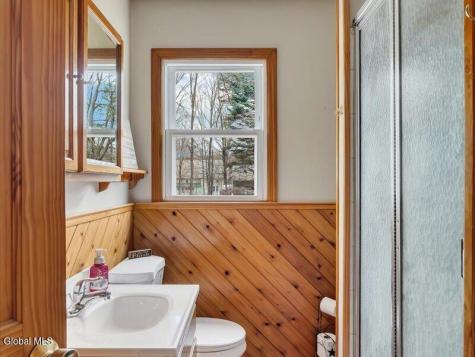 3689 Ny Highway 2 Cropseyville NY 12052