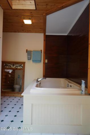 177 Lake Lorraine Way Hoosick Falls NY 12090