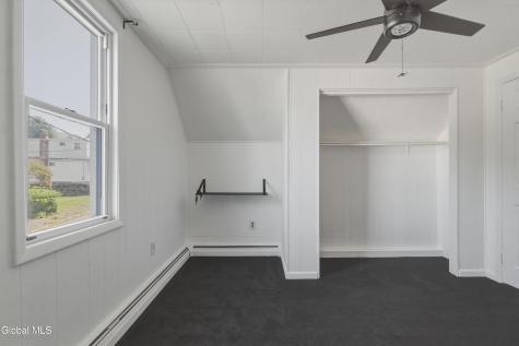 556 Clarendon Street Schenectady NY 12308