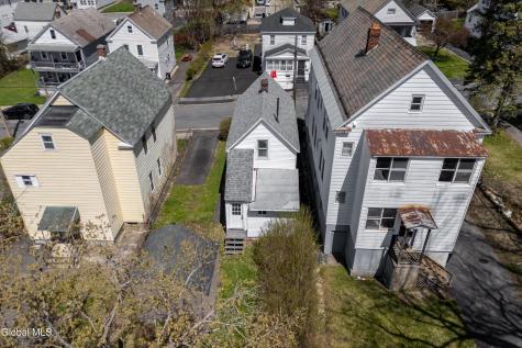 556 Clarendon Street Schenectady NY 12308